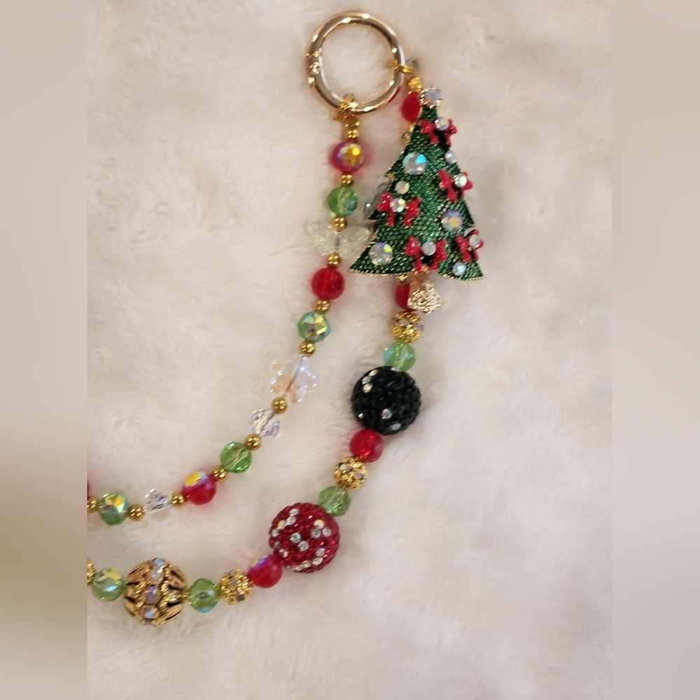Festive Beaded Christmas Bag Chain - Picture 5 of 5